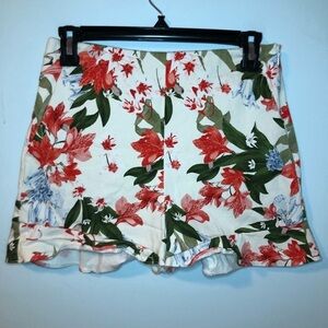 Zara White & Red Floral Shorts Size Medium
